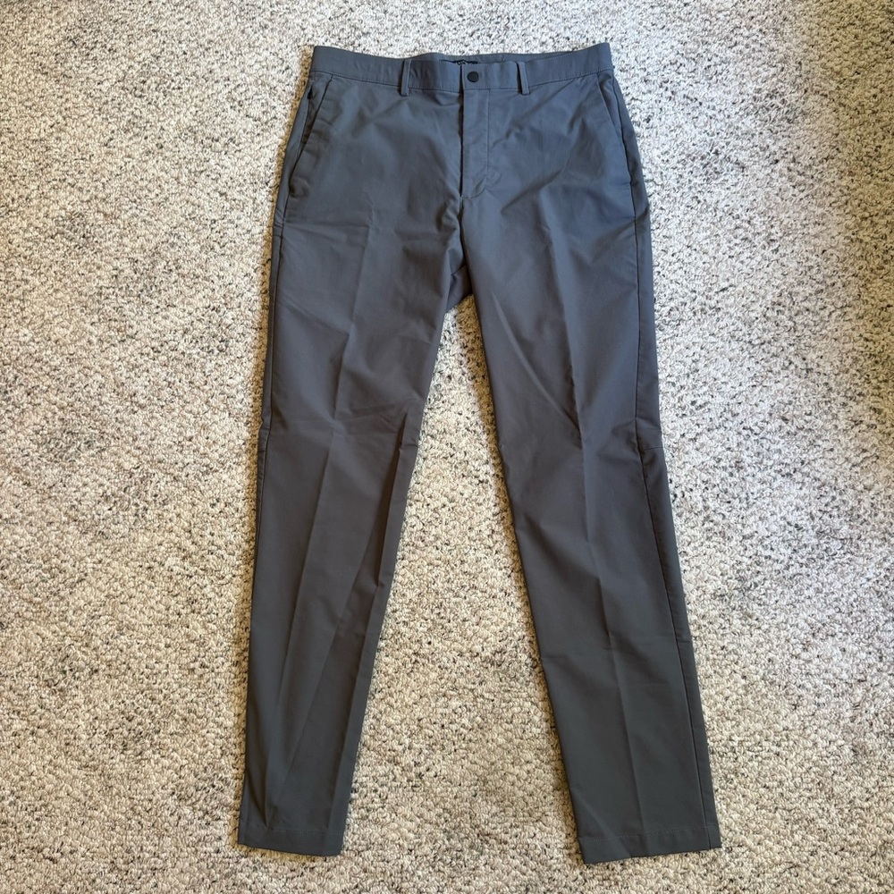 Banana Republic Men's Dark Gray Chinos Size 34x34